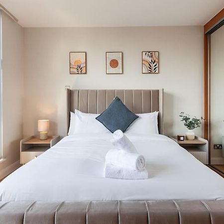 Modern Penthouse Apartment 2 Bed, 2 Bath Sleeps 6 City Centre Belfast Exteriör bild