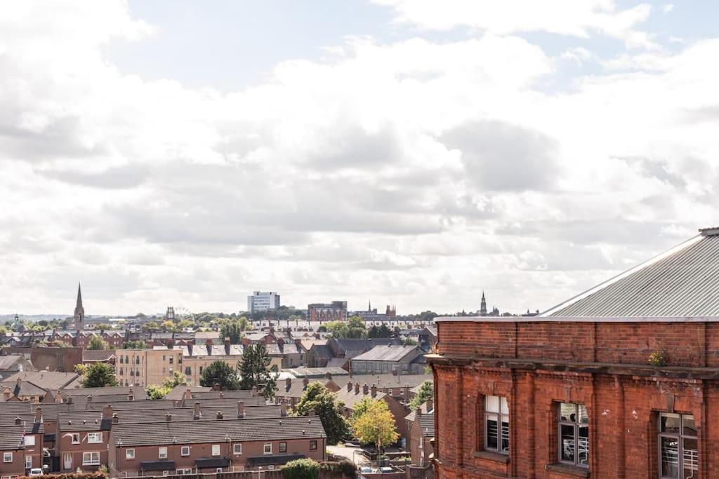 Modern Penthouse Apartment 2 Bed, 2 Bath Sleeps 6 City Centre Belfast Exteriör bild